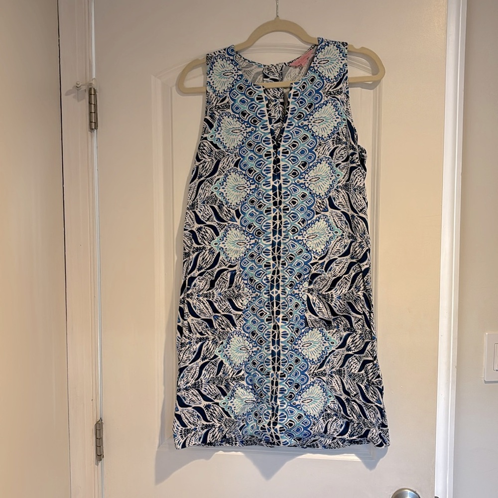 Lilly Pulitzer sun dress beautiful blue print size 4
